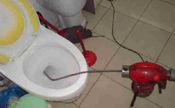 江都区马桶通下水